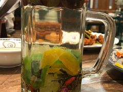 -清真·玛丽亚新疆菜主题餐厅(浙江中路店)