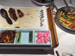 -茄子恰恰·新云南小炒(钱王街店)