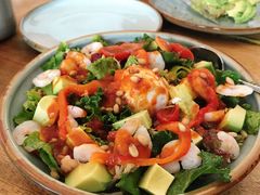 虾仁牛油果沙拉-RAC BAR(安福路店)