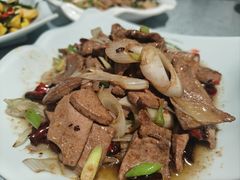 -宣威年猪饭·二十年云南家常菜·特色小炒肉(金碧店)