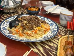 中份手抓饭-新疆伊宁远征餐厅