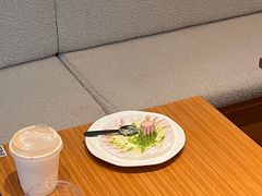 -DOUBLE HAPPINESS 双喜面包咖啡