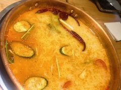 -洱火云南酸菜牛肉火锅(石景山当代商城店)