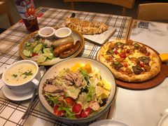 -菲滋意式餐厅(临海银泰店)