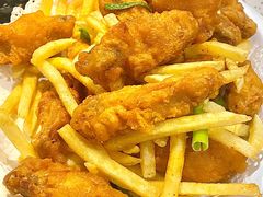 -巧克力渔家.小船海鲜胶东菜(万平口店)