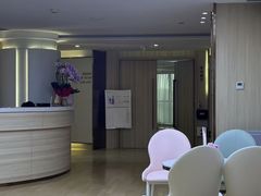 -雪梅月子中心(华侨城店)