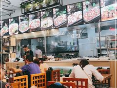 -哇蛙牛功夫面渝都料理(龙阳广场店)