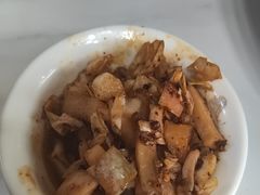 -老瓦房饭店(三苏大道中段店)