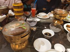 -半岛翡丽海鲜自助餐厅(观风亭店)
