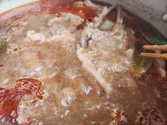 -毛辣果·贵州红酸汤牛肉火锅(西单店)