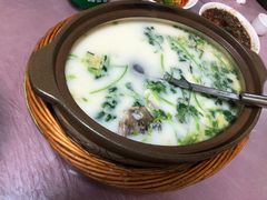 -天乐农家鱼头王(天目湖店)