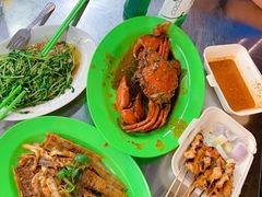 黑胡椒炒螃蟹-明记烧鱼美味店