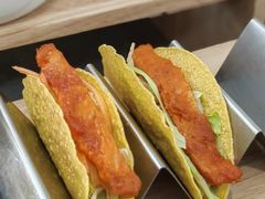 -广州琶洲会展广州塔地铁站轻居酒店