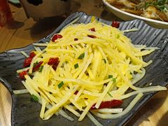 酸辣土豆丝-老妈私房鱼头(欧洲城店)