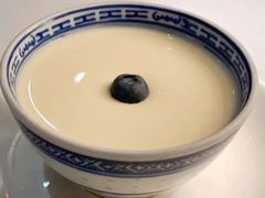奶茶奶冻-洋房火锅(上海新天地南北里店)