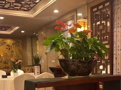 -顺峰海鲜酒楼(省府店)