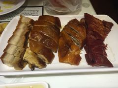 -新大咀港式茶餐厅(宝山万达店)