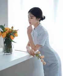 -租旗袍租礼服馆