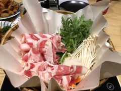 -枝魯枝魯自助料理