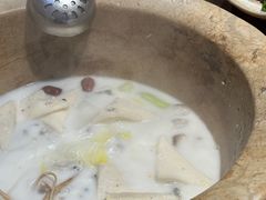 -滇香肴·云南菜蒸汽石锅鱼(云南北路店)