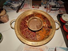 -哥老官重庆美蛙鱼头(日月光店)