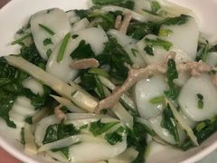 荠菜冬笋肉丝炒年糕-蘭心餐厅(进贤路店)