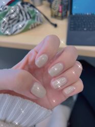 -阿噶西美甲美睫