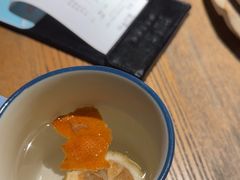 -蜜桃餐厅·伴山(湖滨商业街店)