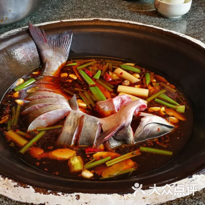 铁锅炖嘎鱼图片图片