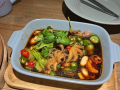 -蜜桃餐厅·伴山(湖滨商业街店)