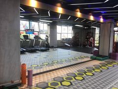 -UP健身私教馆(海岸城店)