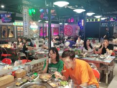 大堂-马路牙子烧烤音乐酒馆(望京店)