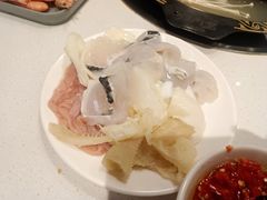 -爱有声毛肚串串火锅自助(龙之梦大都汇店)