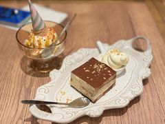 -玛格萝妮比萨屋(四平店)