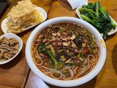 -水平有限螺蛳粉(宏达大厦店)