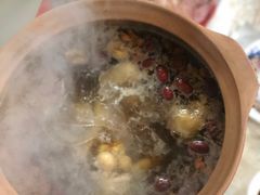 -广味炭炉鸡煲(宝业路分店)