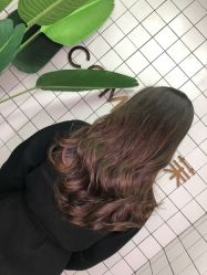 点击看大图 -COMO SALON 烫染可茉发型