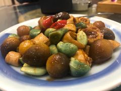 腊八蒜炒肥肠-君霖海鲜私房菜(春柳店)