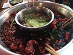 -铜元老码头鳝鱼火锅