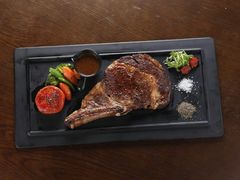 芸湃特色沙拉-云湃精酿西餐厅