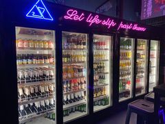 -UP嘻哈酒吧(粉巢店)
