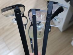 -三叶眼镜城(八佰伴店)