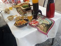 -刘姐啤酒鱼民族演艺餐厅(西街总店)