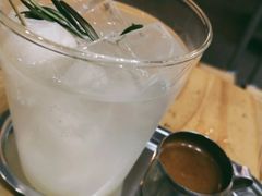-无牌咖啡&酒馆