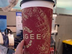 -霸王茶姬(上海静安大悦城店)