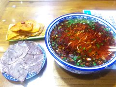-伊穆祥牛肉面总店·清真