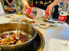 八珍养生菌汤锅-八珍玉食鸡煲·打边炉(印象城店)