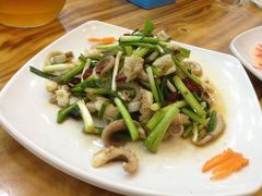 -老码头海鲜烧烤炒菜(广西路店)