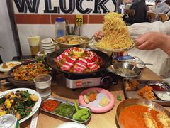 -WOW LUCKY创意韩料(龙阳广场店)