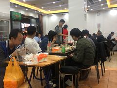 大堂-贞姨美食·老字号海鲜大排档